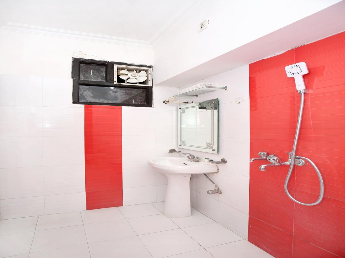 Oyo 12972 Hotel Krishna Castle Амритсар Екстериор снимка